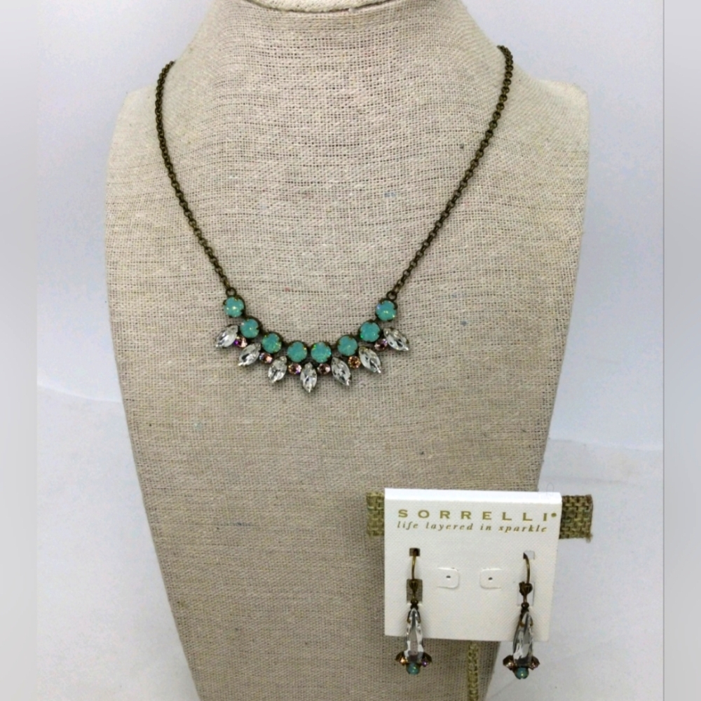 NWT Sorrelli Mixed Color Crystal Necklace & Earrings Set 16"-18" EUC